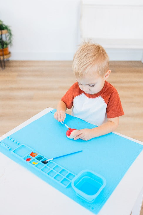 Silicone Painting Mat - 20"x 16" Silicone Art Mat with 1 Water Cup for Kids