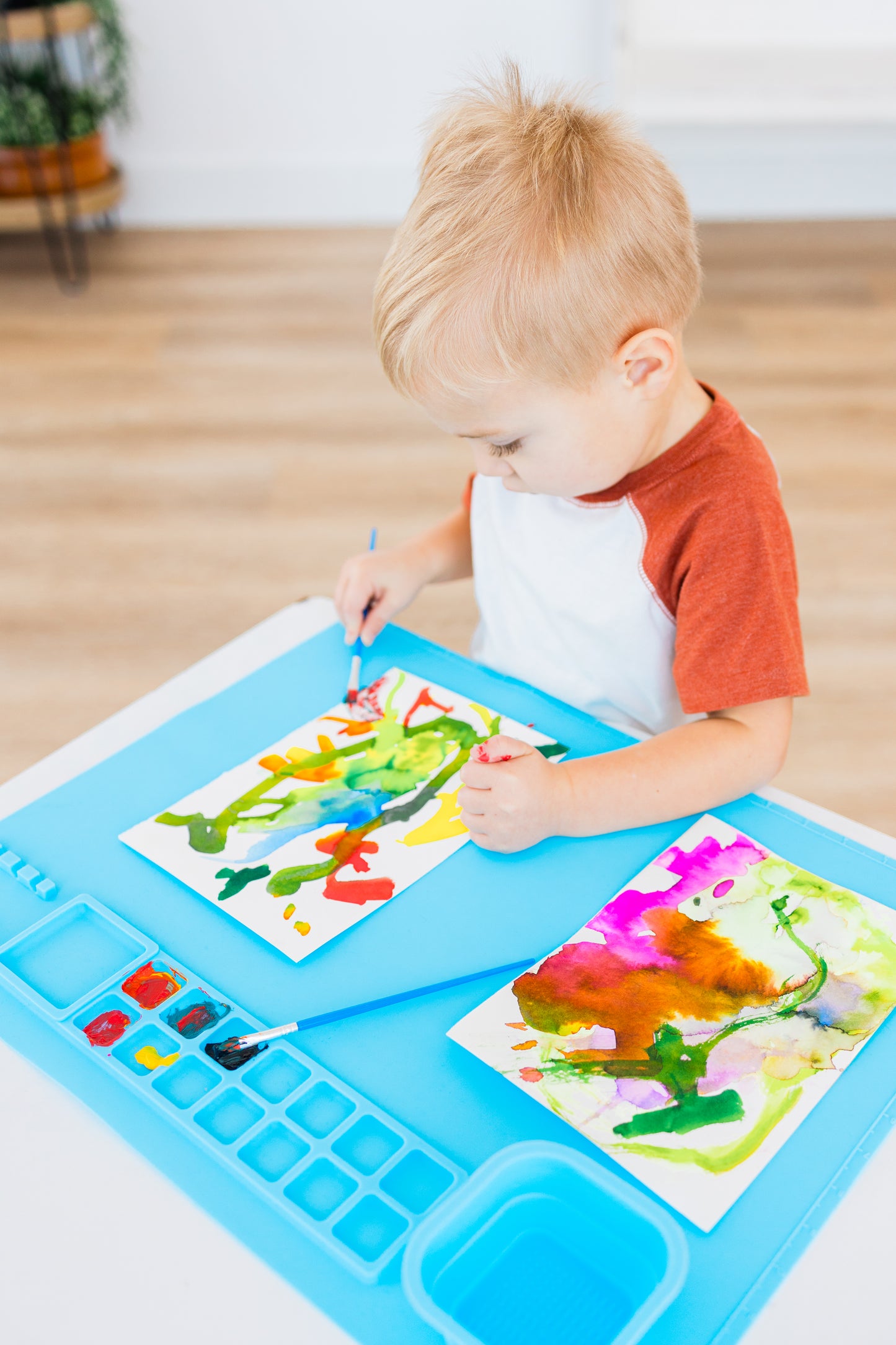 Silicone Painting Mat - 20"x 16" Silicone Art Mat with 1 Water Cup for Kids